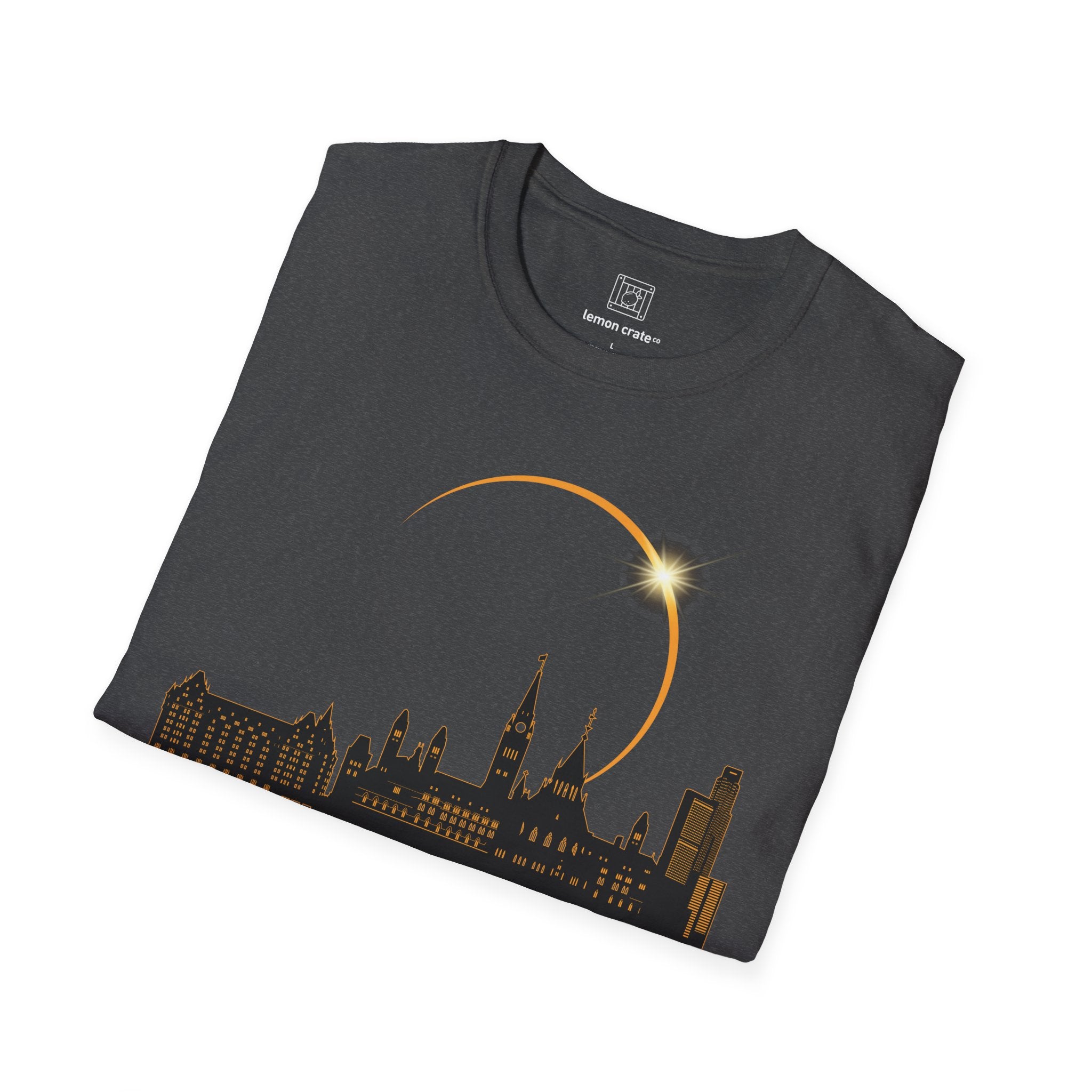 Ottawa Ontario Solar Eclipse 2024 Cityscape Silhouette Unisex T-Shirt